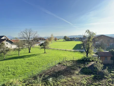 Aussicht Balkon  - Haus kaufen in Feldkirchen-Westerham - Hochwertige Ausstattung in Top Lage - Reihenmittelhaus in Feldkirchen-Westerham