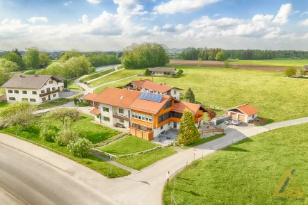 Chiemsee_WEB_2.jpg - Haus kaufen in Staudach-Egerndach - ** Hochwertig kernsaniertes Traumhaus für die ganze Familie **