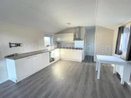 Wohnzimmer mit Küche 2