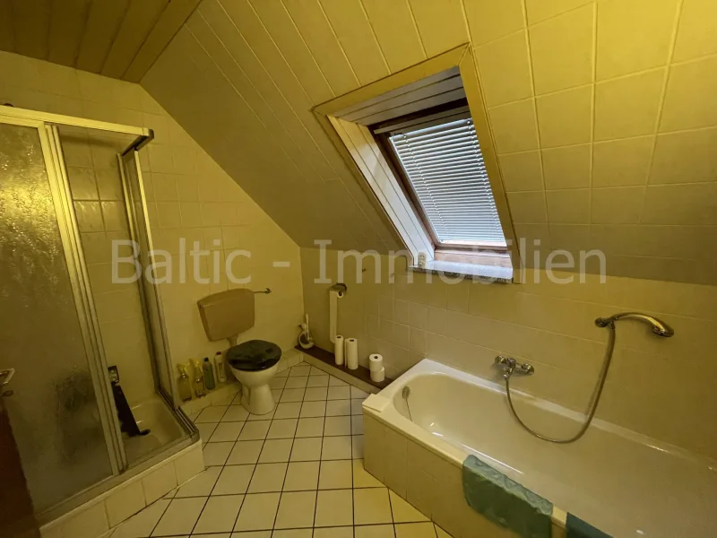 Badezimmer DG