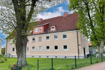 Hausansicht - Wohnung mieten in Neustadt in Holstein - Helle 3-Zimmer-Wohnung  zur Miete!