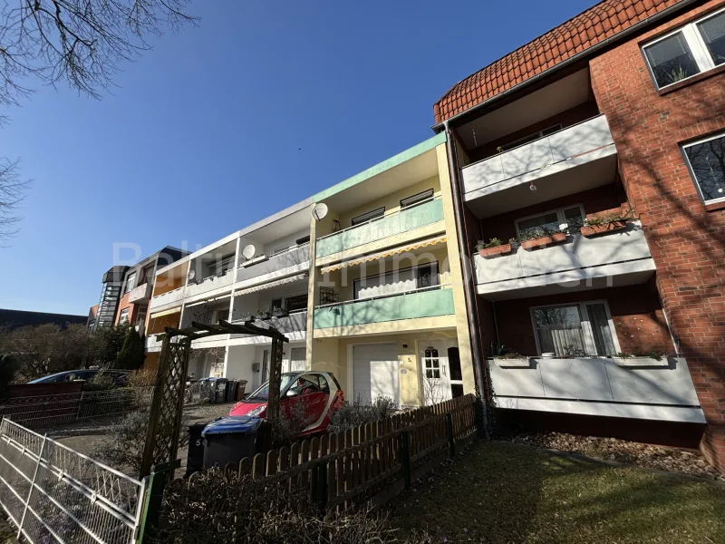 Ansicht  - Haus kaufen in Lübeck / Kücknitz - Gepflegtes Reihenhaus mit kleinem Garten!