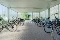 *Fahrradgarage