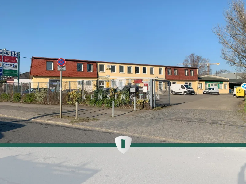 Titelbild - Halle/Lager/Produktion kaufen in Berlin / Niederschönhausen - Gewerbehof mit Entwicklungspotenzial