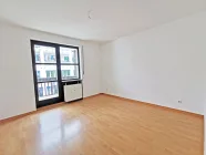 Schlafzimmer mit eigenem Balkon