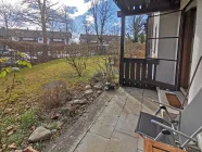 Überdachte Gartenterrasse