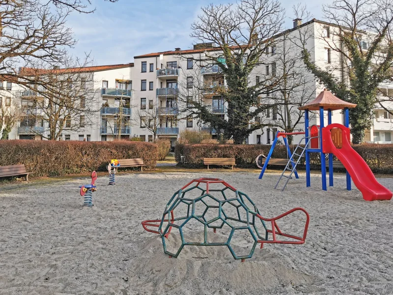 Neu gestalteter Spielplatz