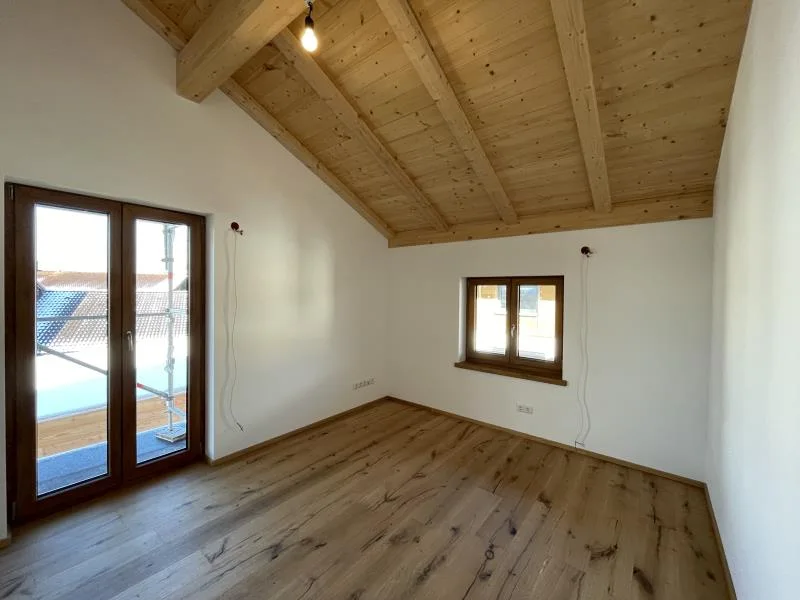 1. Schlafzimmer mit Balkon