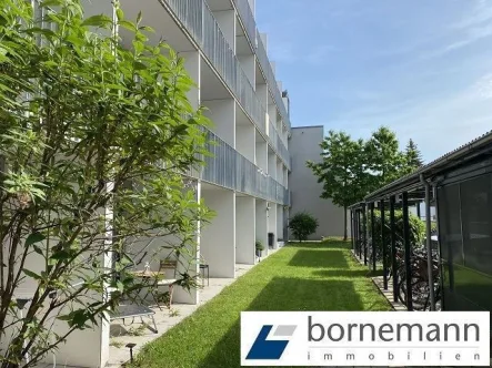 Hausansicht - Wohnung kaufen in Erlangen - Erlangen-City! Attraktive Kapitalanlage! 1-Zimmer-Appartement mit Terrasse!