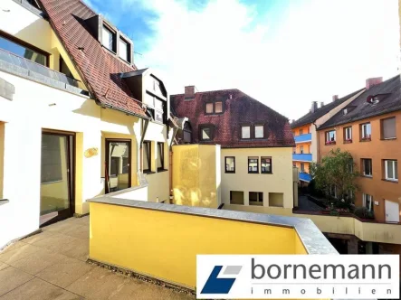 Südwestbalkon  - Wohnung kaufen in Nürnberg - Altstadtoase in bester Lage! Freie 3,5-Zimmer-ETW mit SW-Balkon + TG-Duplexparker!