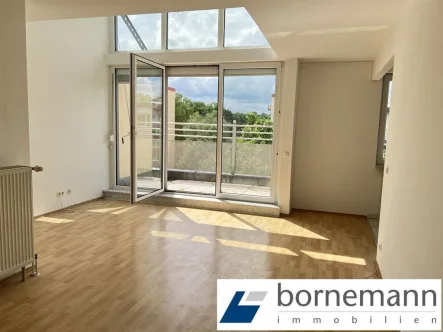 Wohnbereich - Wohnung kaufen in Nürnberg - Röthenbach-West! Freie 2-Zi.-Dachterrassen-ETW mit tollem Fernblick + Stellplatz!