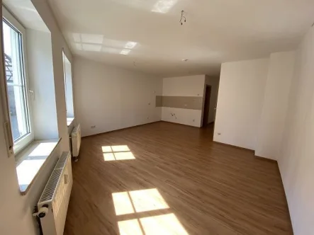 Büro- oder Praxisraum  - Büro/Praxis mieten in Altdorf b. Nürnberg - Altdorf-Zentrum! Freies 1-Zimmer-Büro! 