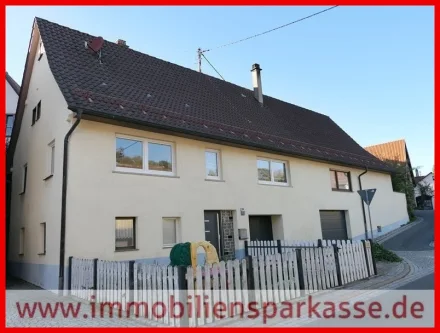 großes Familienhaus - Haus kaufen in Knittlingen - Liebevoll renoviertes Haus mit reichlich Platz!