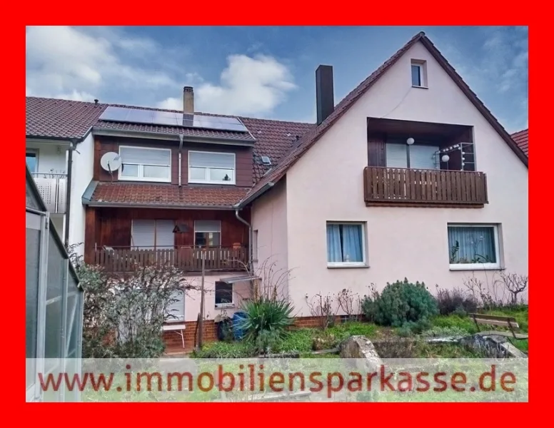 Ansicht vom Garten - Haus kaufen in Niefern-Öschelbronn - Zwei Häuser - ein Preis!