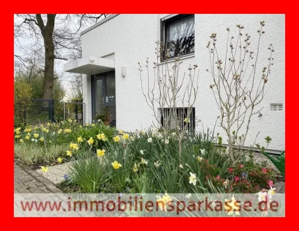 Hauseingang - Haus kaufen in Pforzheim - Naturnahes Wohnen auf einer Ebene!