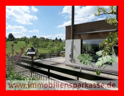 Penthouse mit schöner Aussicht - Wohnung kaufen in Pforzheim - Ganz oben wohnen in begehrter Lage!