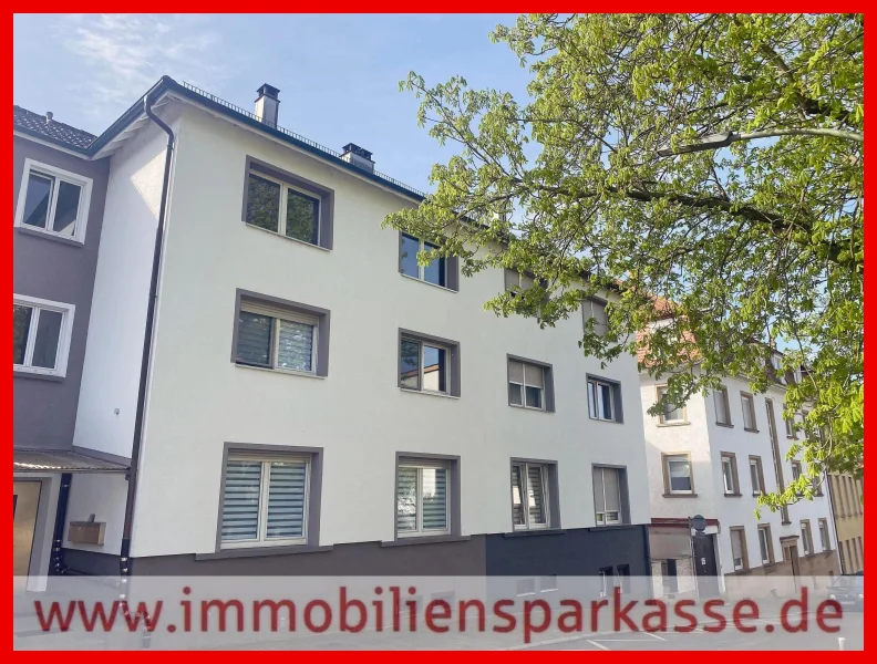 Straßenansicht - Haus kaufen in Pforzheim - saniertes 5-Familienhaus sucht neuen Eigentümer!