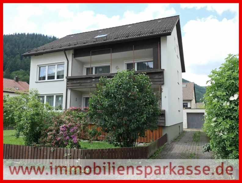 Außenansicht - Haus kaufen in Bad Wildbad - Eigennutzung oder Kapitalanlage!