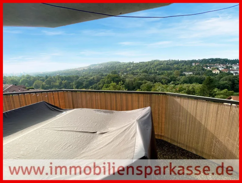 Großzügiger Balkon! - Wohnung kaufen in Pforzheim - Gepflegte Kapitalanlage mit toller Aussicht!