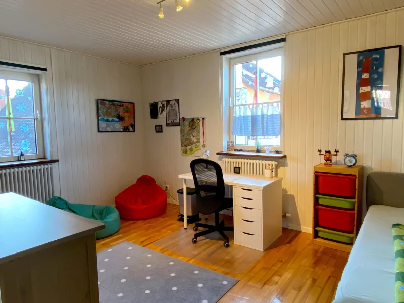 OG - weiteres Kinderzimmer