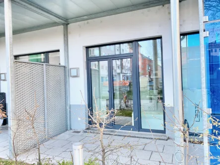 Terrasse - Wohnung kaufen in Nürnberg - Studenten- / Ausbildungsappartement für Ihr Kind? - Oder Kapitalanlage in bester Lage von Nürnberg?