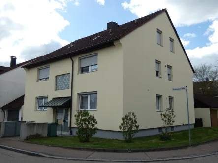 Wohnhaus Außenansicht - Wohnung kaufen in Dinkelsbühl - Anleger aufgepasst: 2 Wohnungen im Paket mit über 5% Rendite