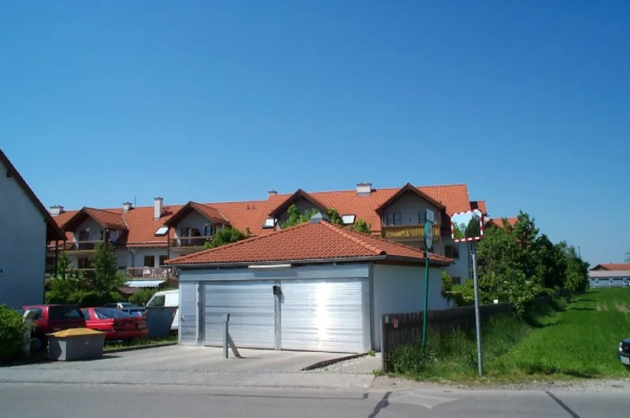 Exposéansicht - Garage/Stellplatz mieten in Putzbrunn - Brück Immobilien - Provisionsfreie Vermietung von Tiefgaragenstellplätzen in Putzbrunn