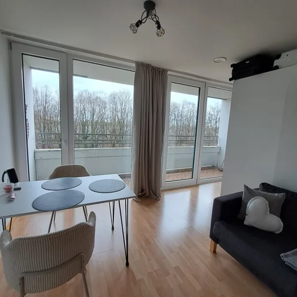 Appartement - Wohnung kaufen in München - Brück Immobilien - Vermietetes, sehr ansprechendes Appartement mit Loggia