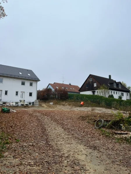 Grundstück - Grundstück kaufen in Fahrenzhausen - Brück Immobilien - *Kein Gegenüber* ca. 660 m² großes Baugrundstück in ruhiger Lage