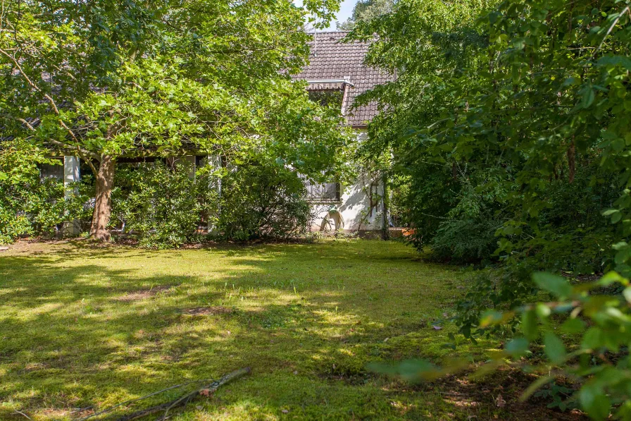 Grüne Umgebung - Haus kaufen in Langensendelbach - Wohnen am Waldrand