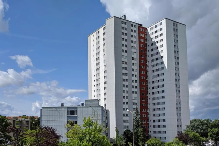 Gerhart Hauptmann - Wohnung kaufen in Erlangen - ***Kapitalanleger und Eigennutzer aufgepasst ***Aussichtsreiche Investition***