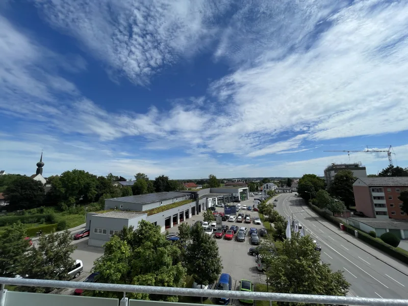 Ausblick - Wohnung mieten in Rosenheim - Kernsanierte Penthouse Wohnung mit traumhafter Dachterasse 