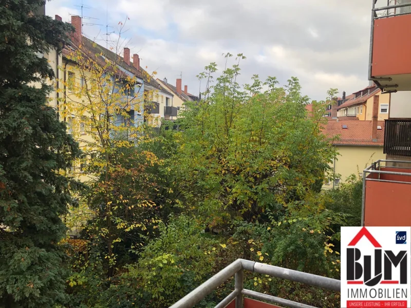 Blick in den Innenhof - Wohnung mieten in Nürnberg - *N-Altstadt - 2023 saniert - 2 Zimmer - Balkon - Bad mit Wanne und Fenster*