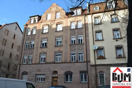 Vorderansicht - Wohnung mieten in Nürnberg - *Denkmalschutz - 2 Zimmer - Kücheneinrichtung - Balkon - Bad mit Fenster, Dusche und Wanne - zeitlich befristete Vermietung*