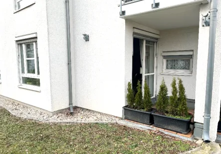 Terrasse WEST - Wohnung kaufen in Dresden, Mobschatz - RESERVIERT Zuverlässig vermietete Garten-Wohnung, TG, ruhige und begehrter Lage* Mobschatz DRESDEN!