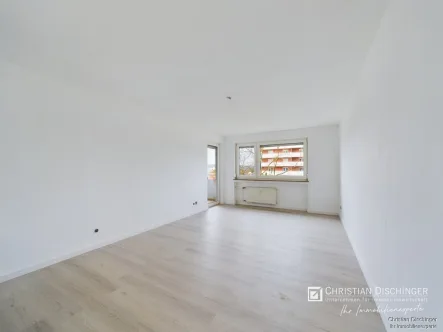 Wohnzimmer - Wohnung kaufen in Regensburg - Wohnen in begehrter Lage - Geräumige 2-Zimmer-Wohnung mit Fernsicht