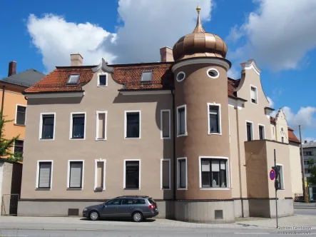 Hausansicht - Zinshaus/Renditeobjekt kaufen in Regensburg - Solide Anlageimmobilie * Historisches Mehrfamilienhaus nahe Altstadt