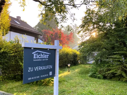 Schild - Haus kaufen in Baldham - Großes Einfamilienhaus auf über 1.200 m² Grund