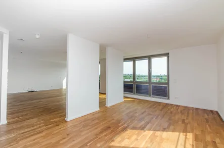 Wohn-/Esszimmer - Wohnung mieten in Baldham - Modernes Wohnen im Baldhamer Turm: Exklusive 3-Zimmer-Wohnung mit Alpenblick!