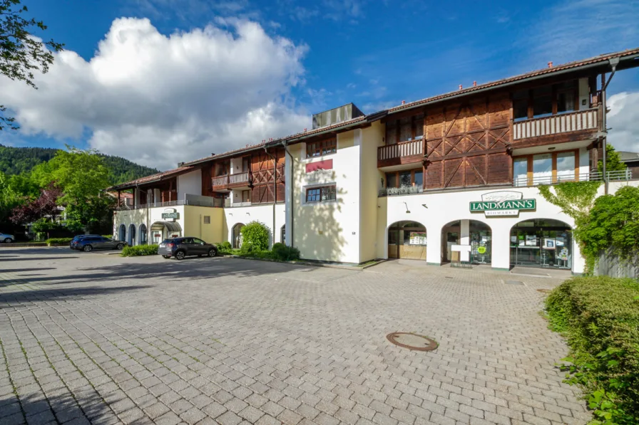 Blick auf die Immobilie - Wohnung kaufen in Bad Wiessee - Wohlfühlatmosphäre am Tegernsee!