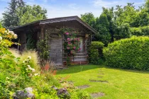 Holzhütte im Garten