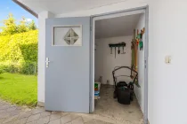 Geräteschuppen hinter der Garage