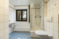 Badezimmer im Kellergeschoss