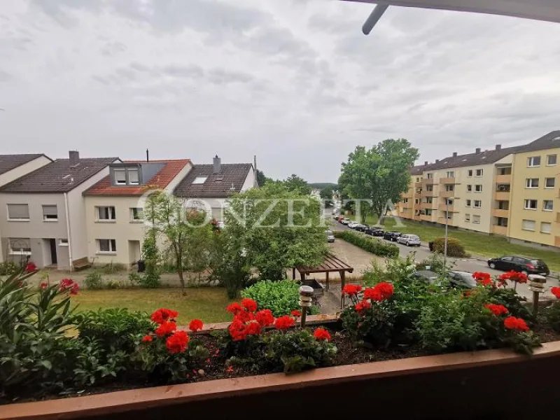 ##Ausblick Balkon - Wohnung kaufen in Lauf - BIETERVERFAHREN: 2 Zi. - ca. 50 m²- Balkon - PKW Stellplatz