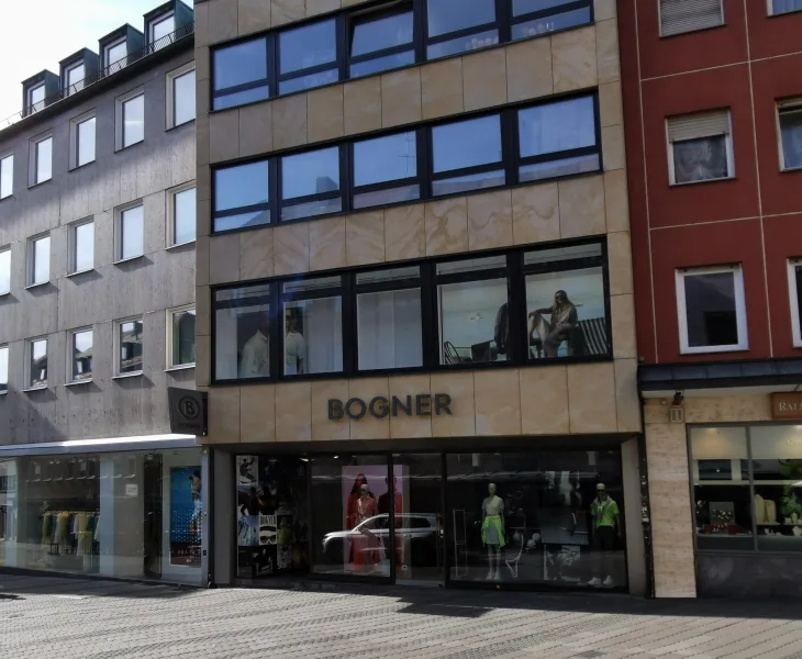 ##Aussenansicht - Laden/Einzelhandel mieten in Nürnberg - LADEN: BOGNER - ca. 240 m² - große Fenster