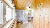 Badezimmer mit Sauna UG