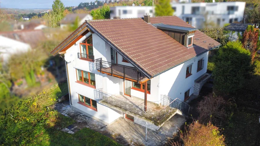 Titel Süd West Ansicht - Haus kaufen in Würzburg - ruhiges Wohnen im Grünen nahe der Uniklinik