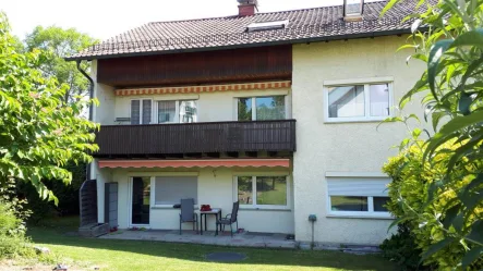 Ansicht Südwest - Haus kaufen in Lindau - Bitte beachten  Sie: Das Objekt ist bereits fest reserviert!!Eine interessante Kapitalanlage.2-3-Familienhaus in Lindau-Hoyren