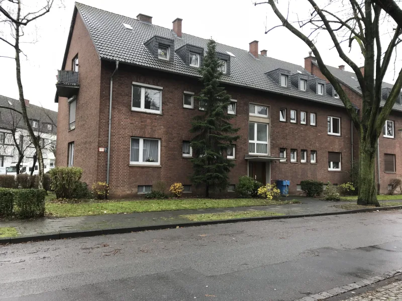  - Wohnung mieten in Krefeld - Krefeld-Uerdingen|Lichtdurchflutete 4-Zimmer-Wohnung im DG in ruhiger Wohnlage