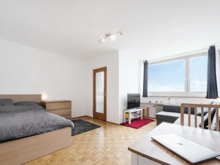 Wohnbereich - Wohnung kaufen in München - Freie 1-Zimmer-Wohnung mit Stellplatz in attraktiver Lage in Neuhausen
